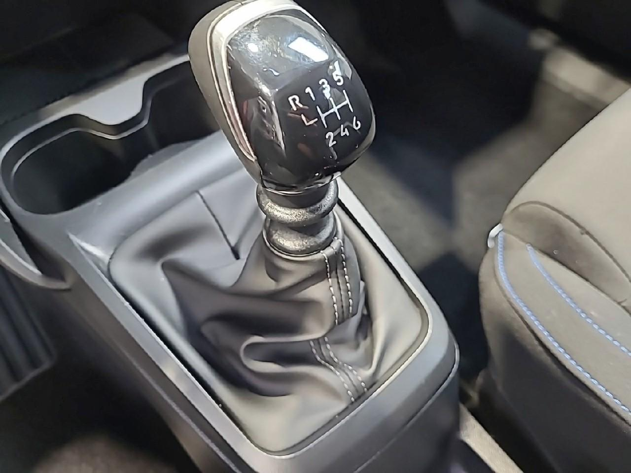 Citroën C3 turbo 100 ch manuelle plus — photo 17