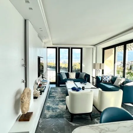 À VENDRE - Appartement d'Architecte avec Vue Panoramique Seine & Tour Eiffel