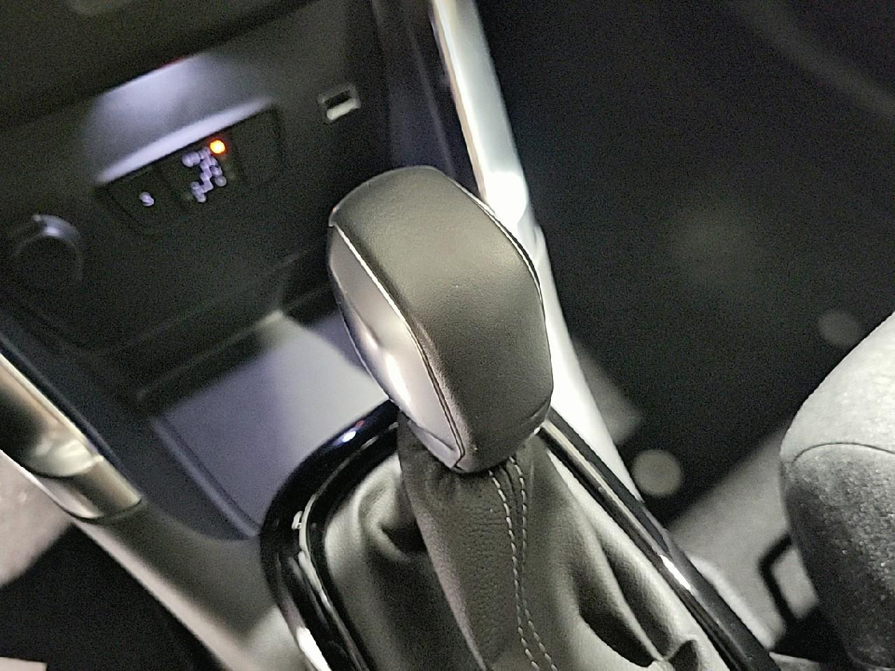 Citroën C3 Aircross puretech 130 s&s eat6 shine pack — photo 17