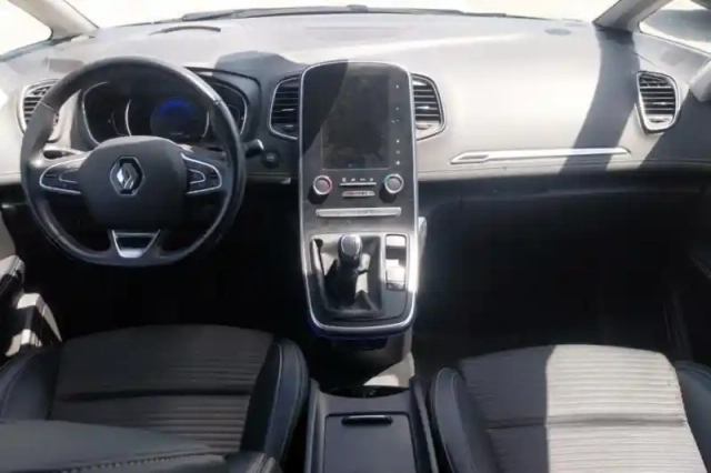 Renault Scenic grand  blue dci 120 — photo 9