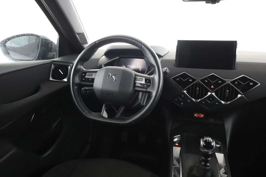 DS Automobiles DS3 Crossback 1.5 Blue-HDi Chic — photo 12