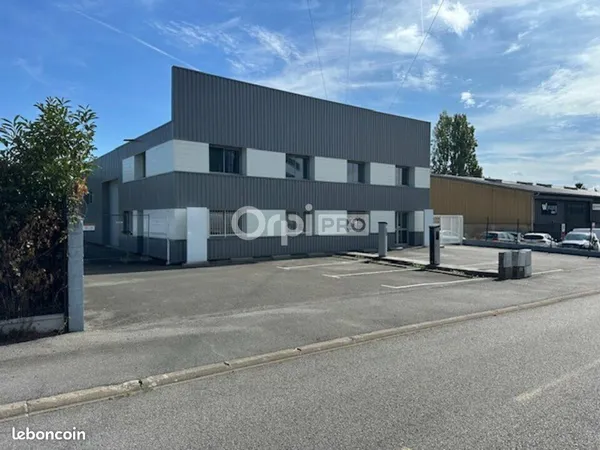 Local d'activité 512 m²