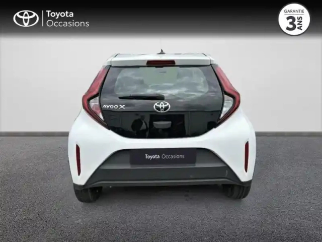 Toyota Aygo X 1.0 vvt-i 72ch dynamic — photo 4