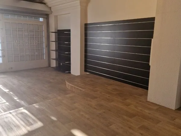 ⭐ Local commercial 55m2 - Rue Colbert