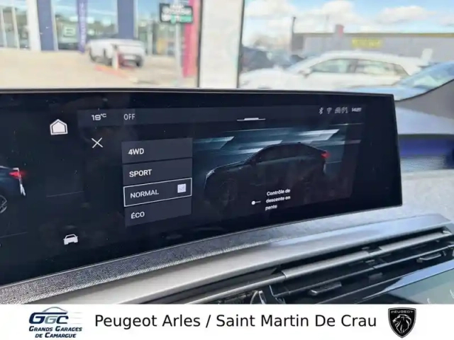 Peugeot 3008 electrique 325 ch 4x4 73 kwh — photo 22