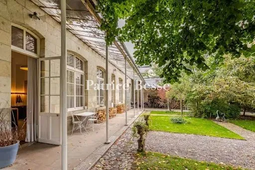Hôtel particulier 12 pièces 381 m²