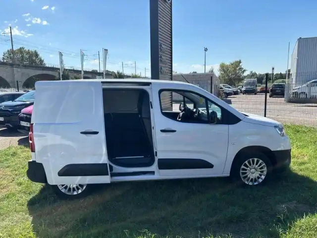 Toyota Proace city medium 110 vvt-i dynamic mc23 — photo 8