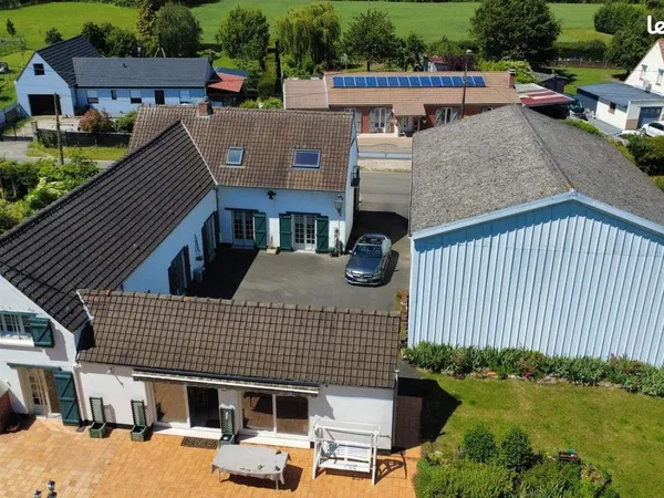 Propriété 8 pièces 220 m²