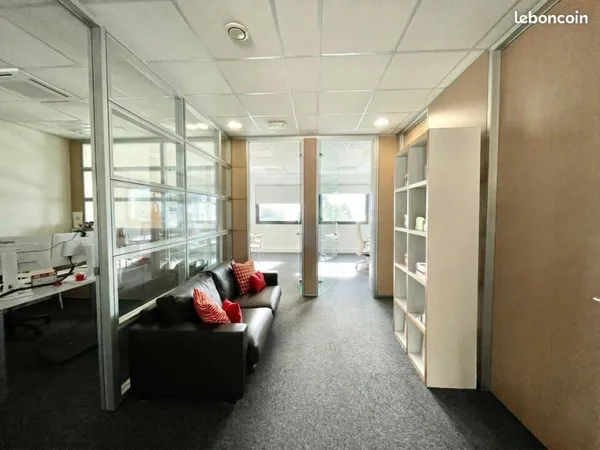 BUREAUX 190 m² CAGNES SUR MER