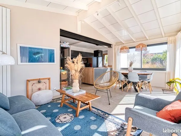 Maison 8 pièces 136 m²