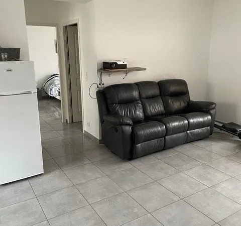 Bel appartement t3 proche centre calvi