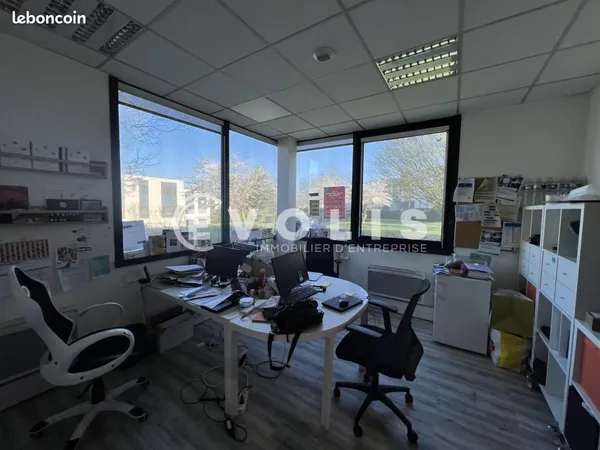 Bureau 173 m²