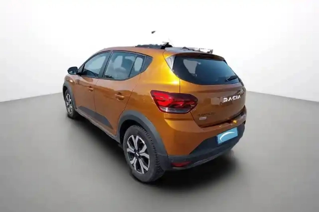 Dacia Sandero eco-g 100 — photo 4