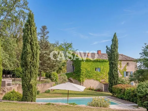 Domaine viticole d'exception 62 hectares Sud Luberon
