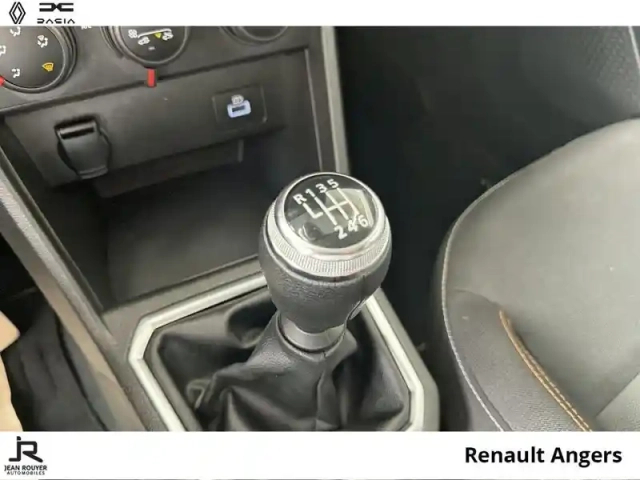 Dacia Sandero 1.0 tce 90ch stepway confort -22 — photo 6