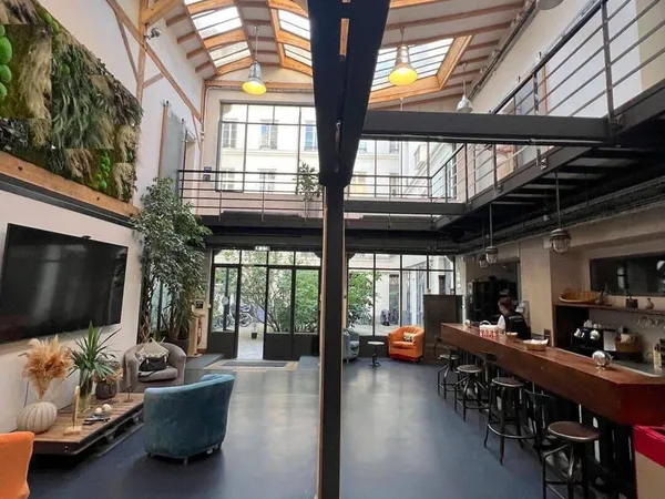 Bureaux 810 m²