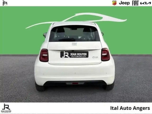 Fiat 500 e 95ch pack confort my23 — photo 5