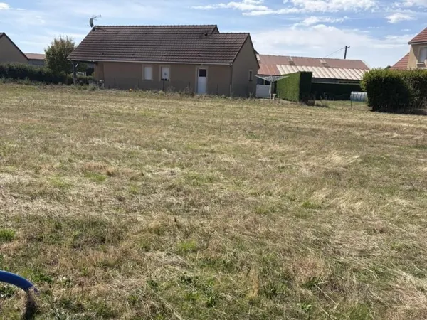 Terrain 884 m² Rigny Sur Arroux