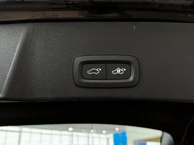 Volvo Xc40 b3 163 ch dct7 plus — photo 25