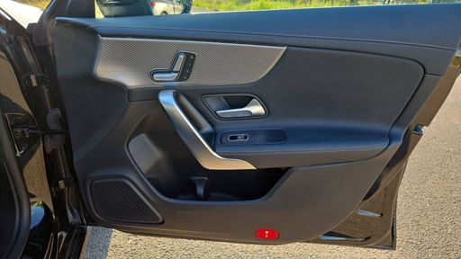 Mercedes Classe CLA 2.0 200d 150 8G-DCT - Progressive Line – 2020 – 108248 km – Diesel – Boîte Automatique — photo 51