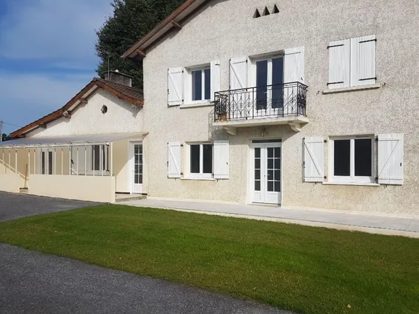 Appartement 5 pièces 150 m²