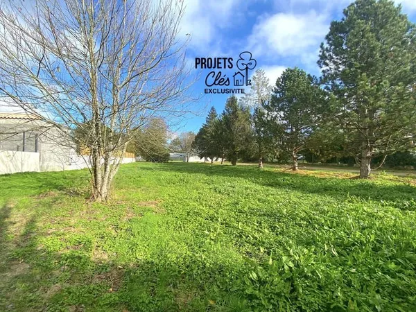 Terrain constructible de 650m2 centre-ville