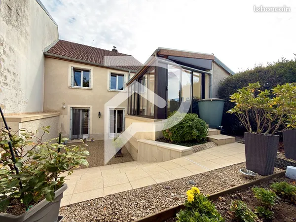 Maison 5 pièces 153 m²
