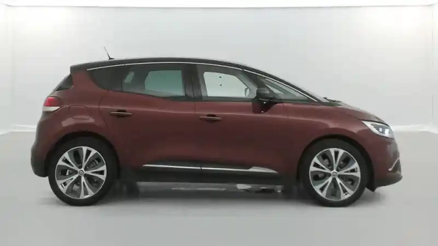 Renault Scenic dci 110 energy edc — photo 15
