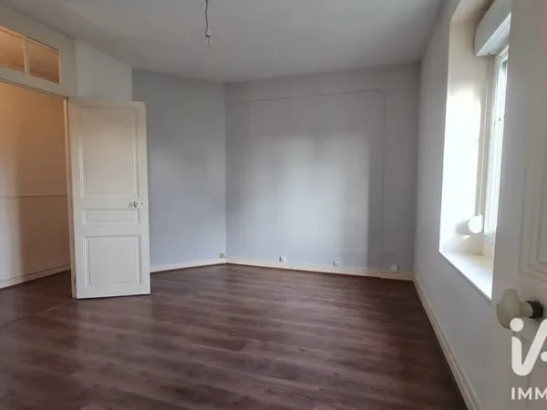 Appartement 2 pièces 64 m²