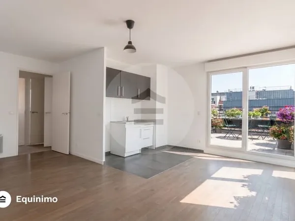 Appartement 3 pièces, 2 chambres en dernier étages avec terr