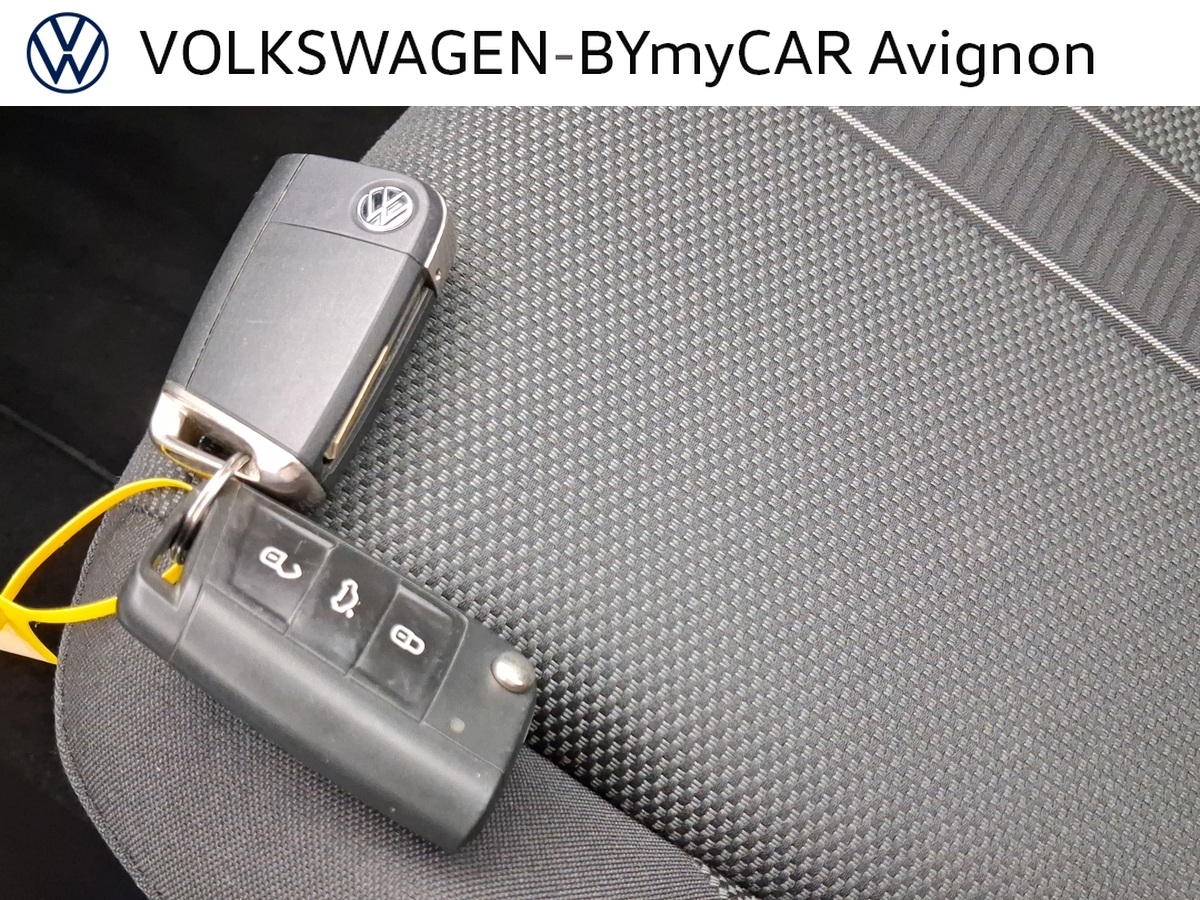 Volkswagen T-Roc 1.5 TSI EVO 150 Start/Stop DSG7 — photo 32