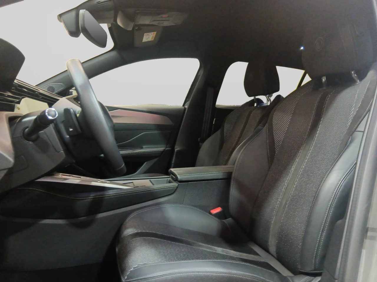 Peugeot 408 — photo 10