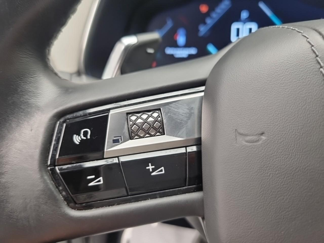 Ds Ds 7 crossback crossback hybride e-tense 300 eat8 4x4 rivoli — photo 25