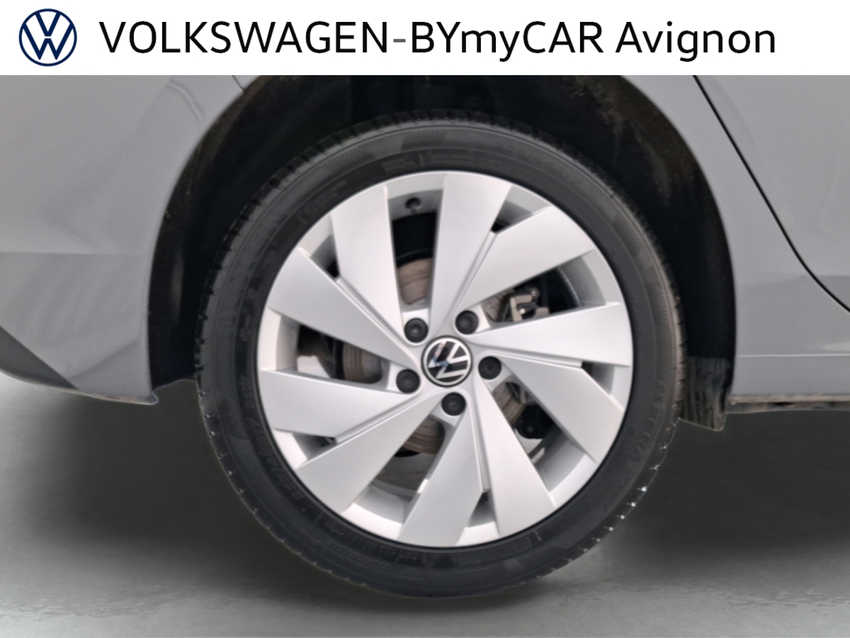 Volkswagen Golf 1.5 eHybrid 204 DSG6 — photo 11
