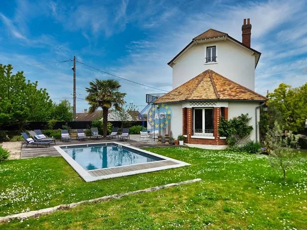 Maison 12 pièces 204 m²