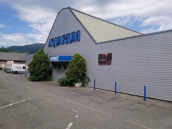 Murs commerciaux Perrefitte Nestalas