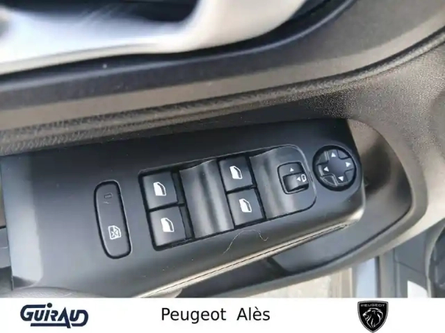 Citroën C5 Aircross hybride 225 s&amp;s e-eat8 — photo 13