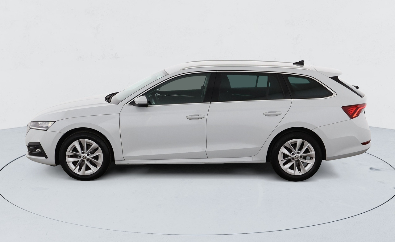 Skoda Octavia Combi — photo 2