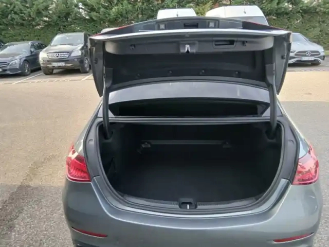 Mercedes Classe C 220 d berline amg lin — photo 10