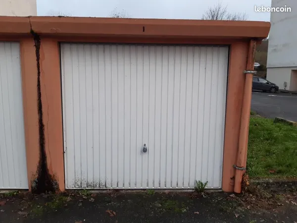 Garage/box 13 m² Chalette Sur Loing