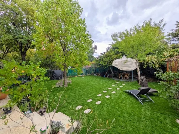 Hyper-centre - jardin & prestations haut de gamme