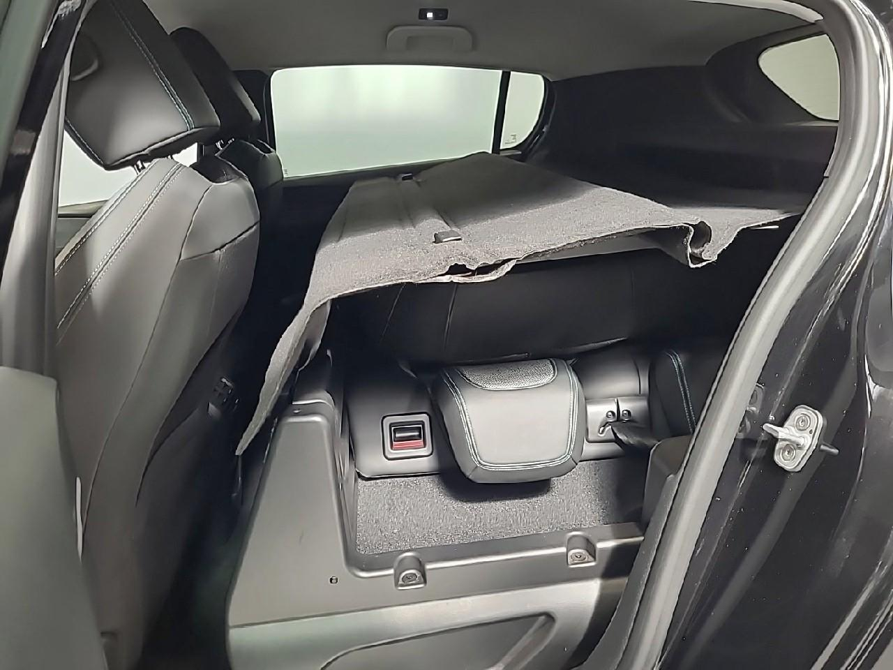 Peugeot 308 puretech 130ch s&s eat8 allure pack — photo 13