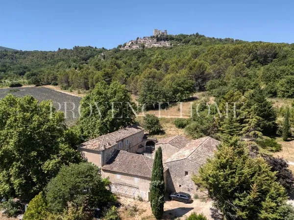Maison 17 pièces 350 m²