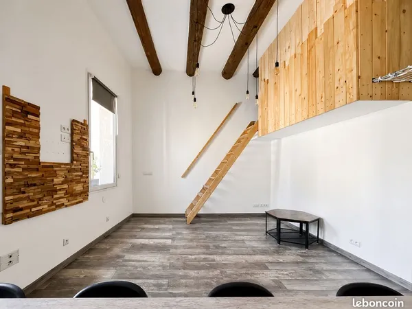T3 rénové avec mezzanine - 59 m² + 14 m² - Lumineux - Climatisation