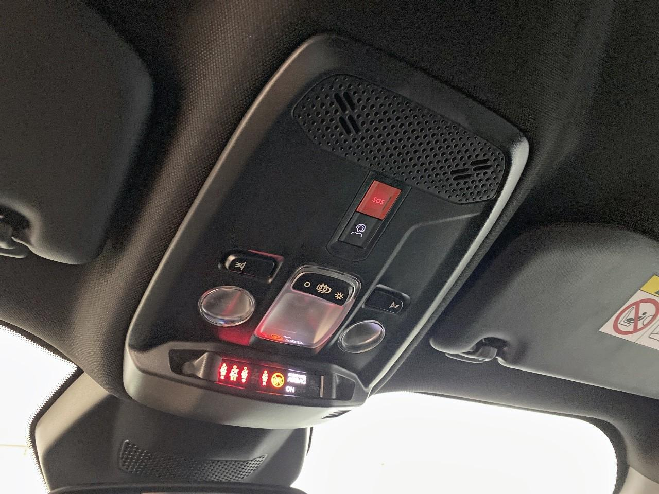 Peugeot 2008 hybrid 145 ch e-dcs6 allure — photo 19
