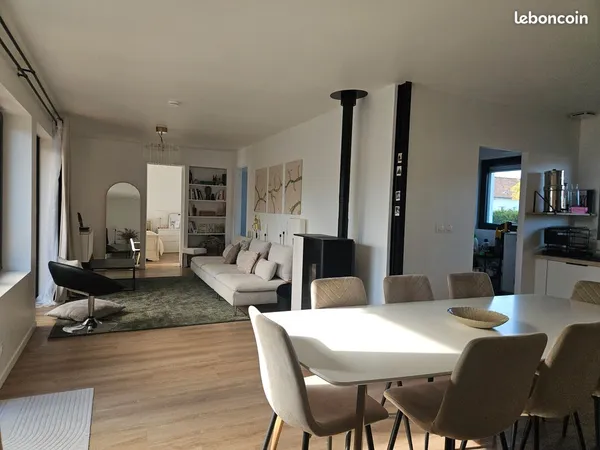 Maison individuelle de plain-pied rénovée - 4 pièces - 3 chambres - 76 m² - terrain 500 m² - garage 