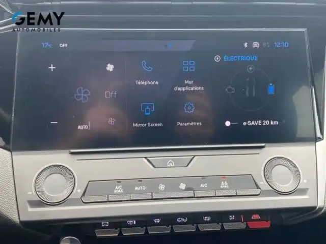 Peugeot 308 sw phev 180 e-eat8 — photo 18