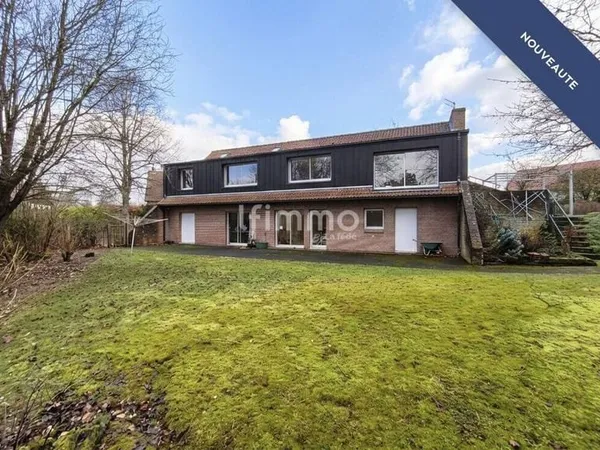 Maison 6 pièces 210 m²