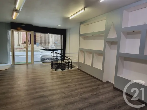 Local commercial 70 m²