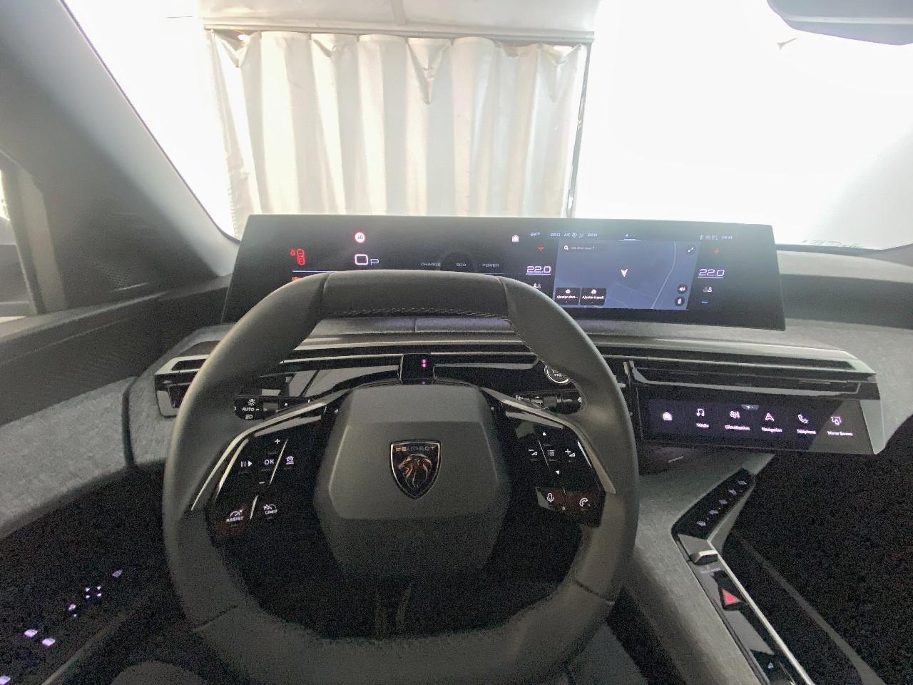 Peugeot 3008 hybrid 145 e-dcs6 allure — photo 12